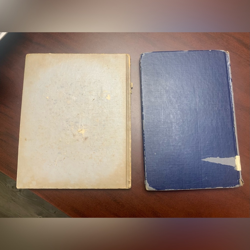 Books - Picture 2 of 4